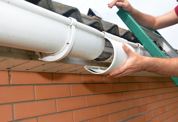 Gutter Seam Repair in League City