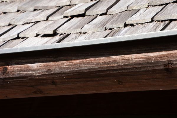 Cost of Wood Gutter Service in League City