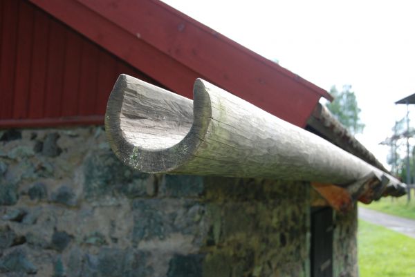 Cost of Wooden Gutter Repair in League City
