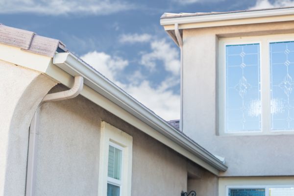 Continuous Gutter Installation in League City